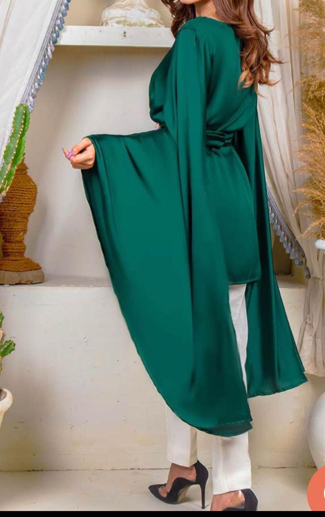 Pakistani women clothing
