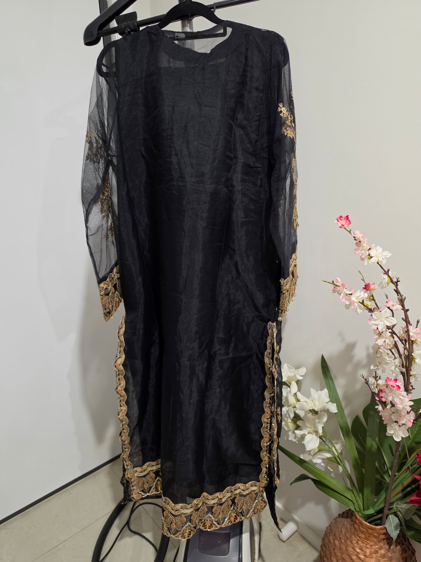 Pakistani/Indian traditional women clothng