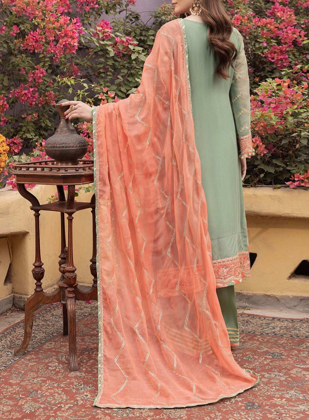 Pakistani/Indian traditional women clothing