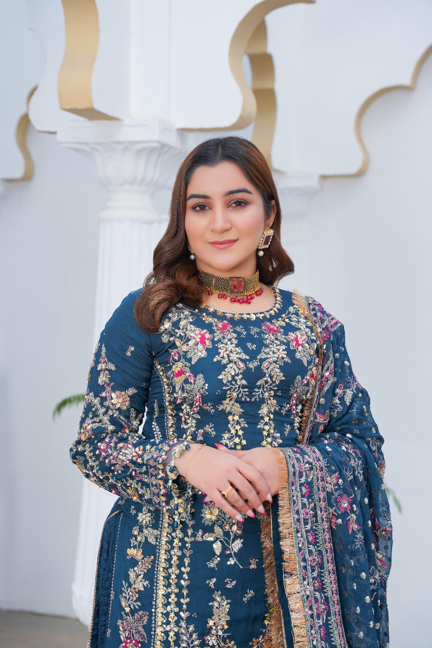 Pakistani/Indian traditional women clothng