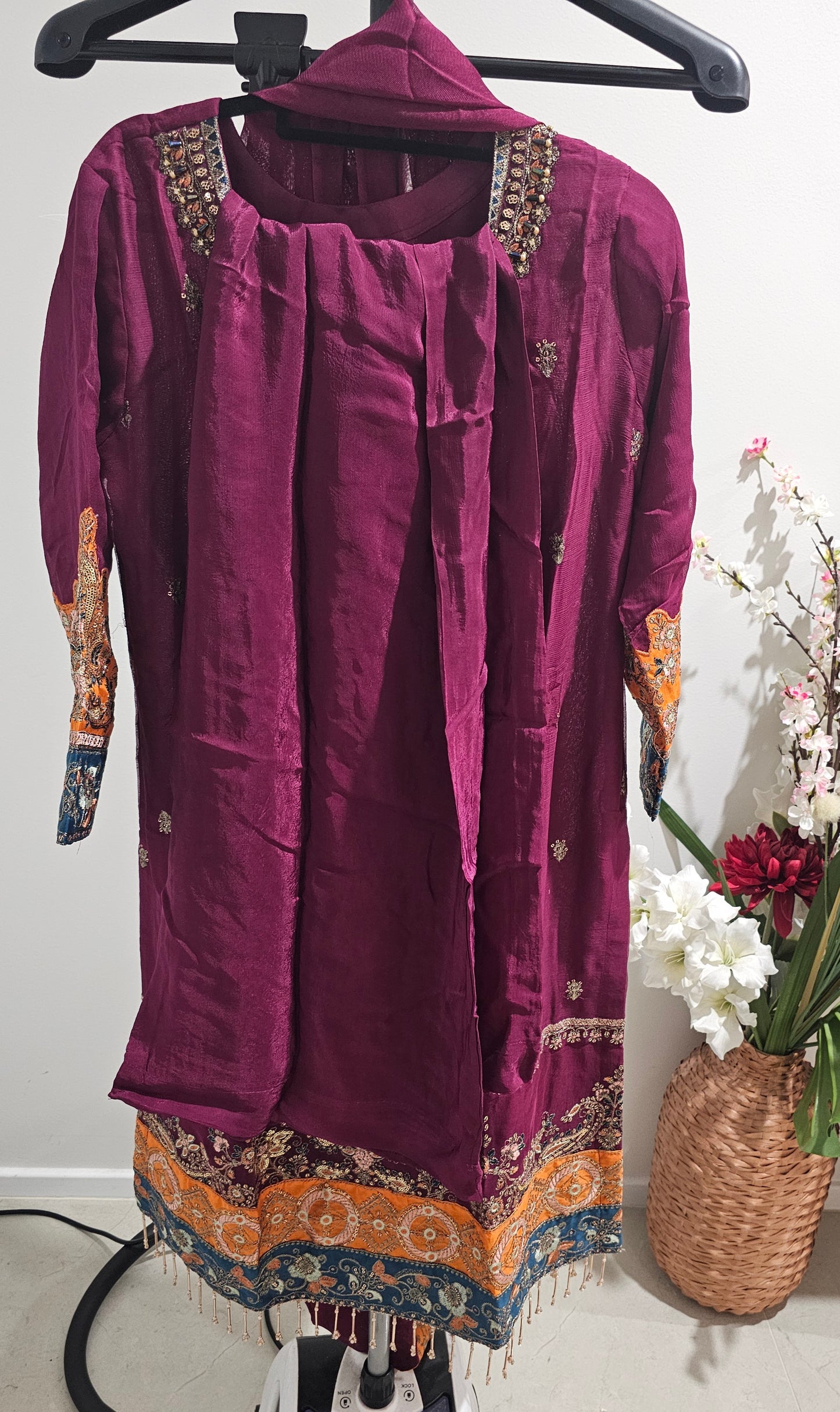 Pakistani clothing