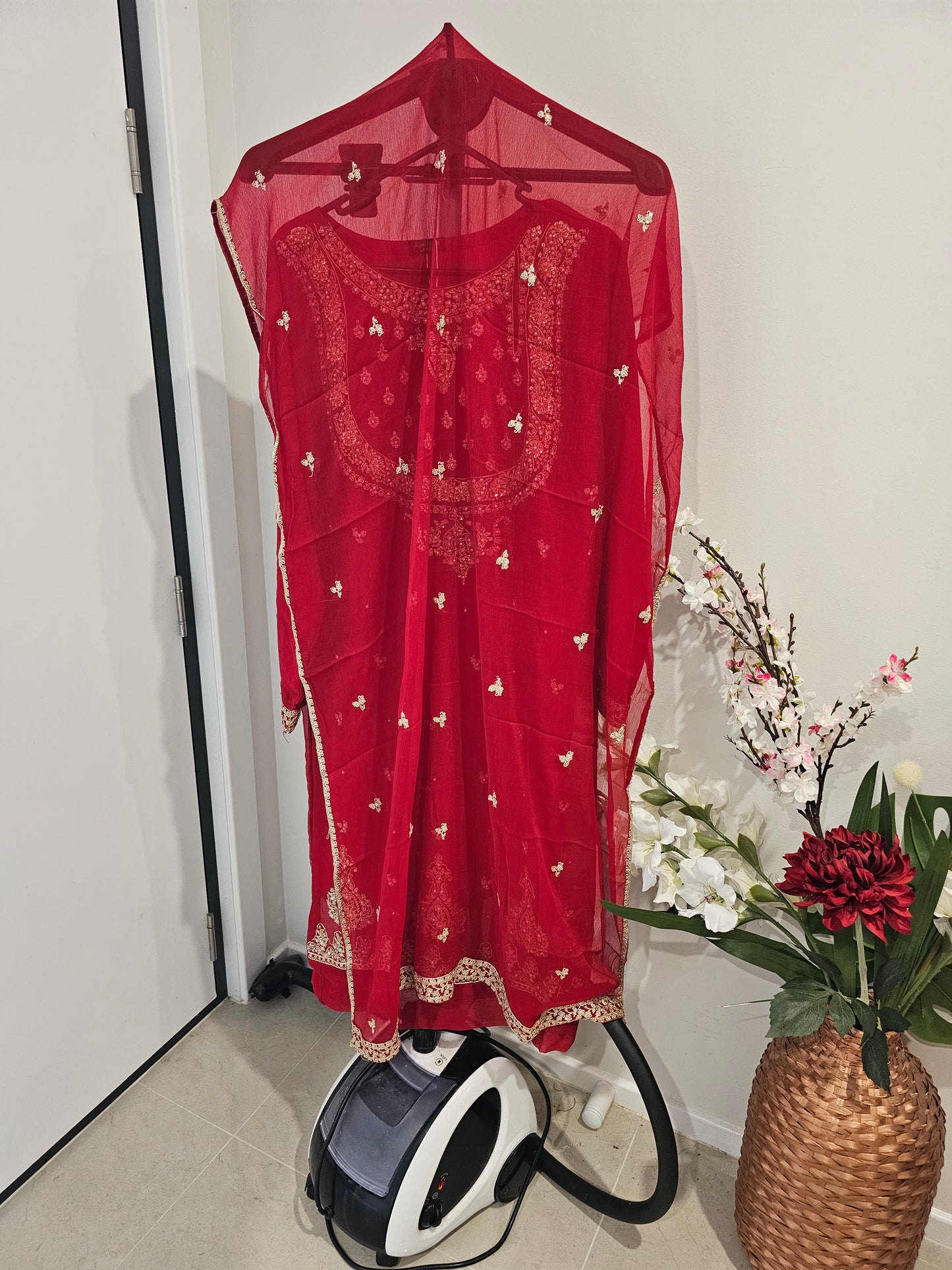 Pakistani/Indian traditional women clothing
