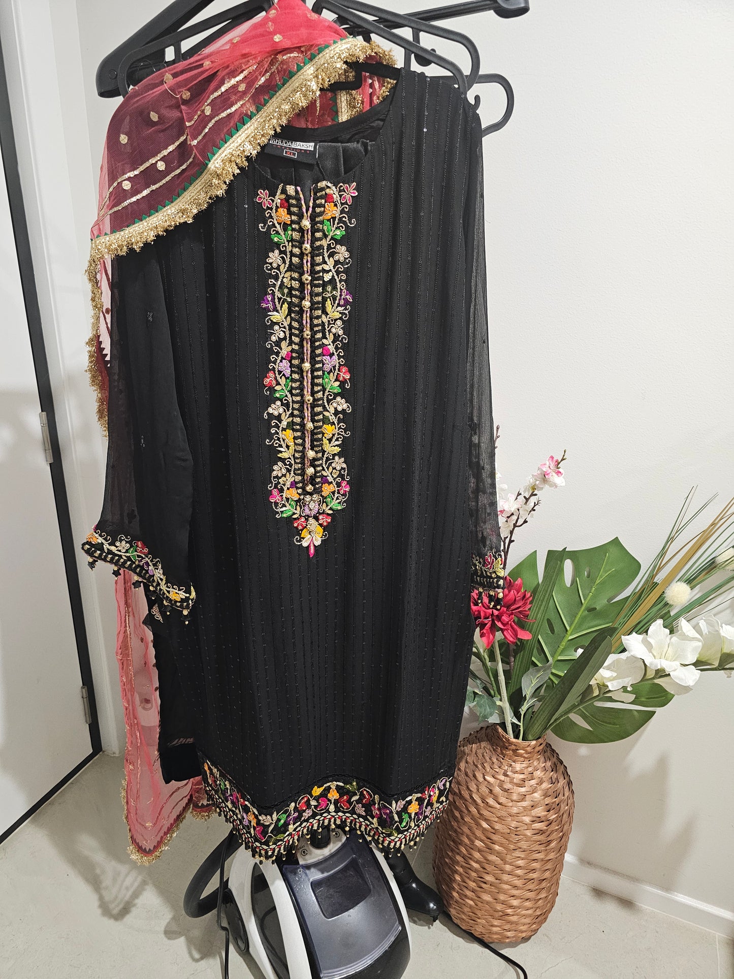 Pakistani traditional embroidery suit