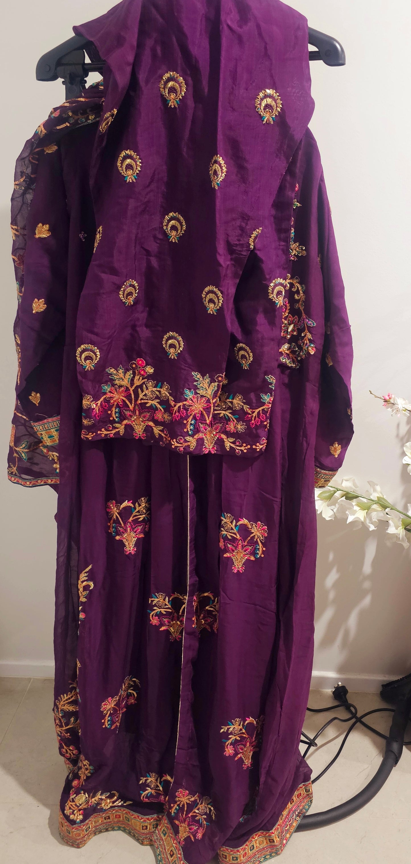 Pakistani/Indian traditional women clothing