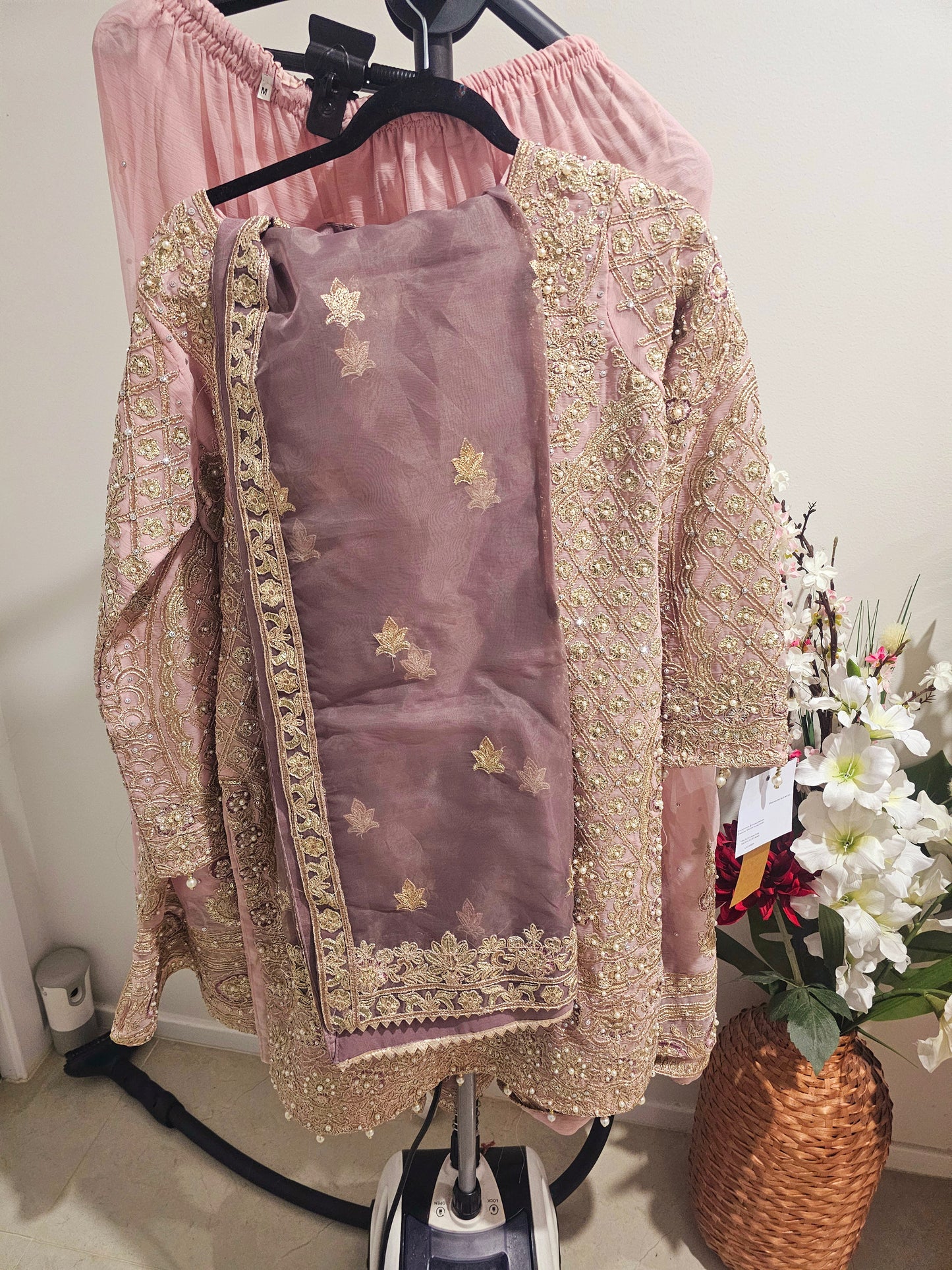 Pakistani/Indian traditional women clothing