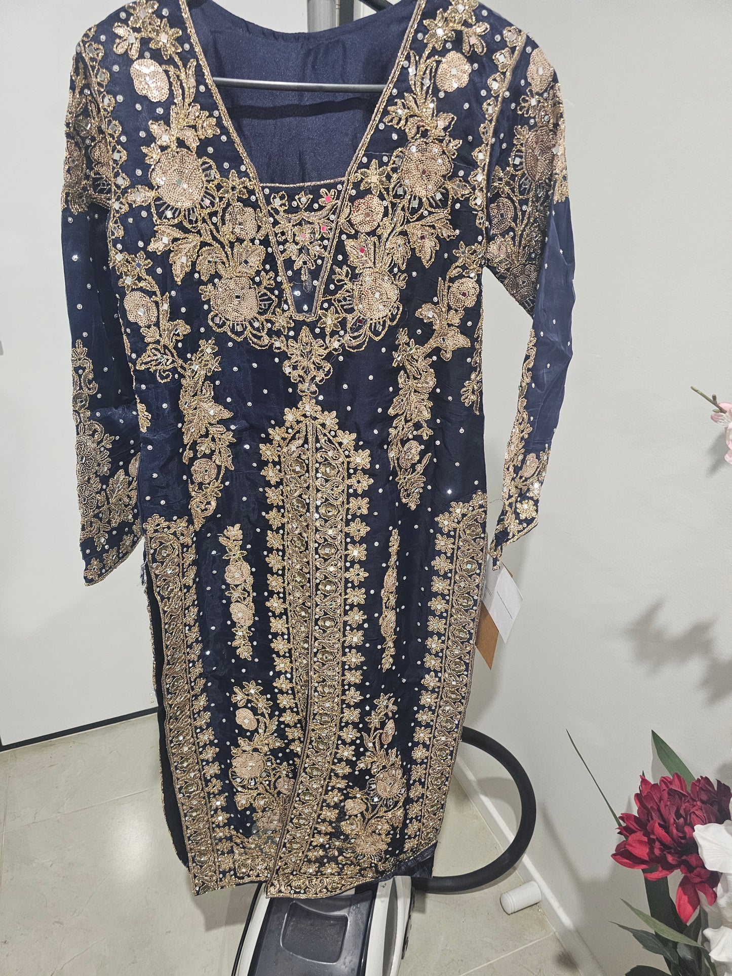 Pakistani/Indian traditional women clothing