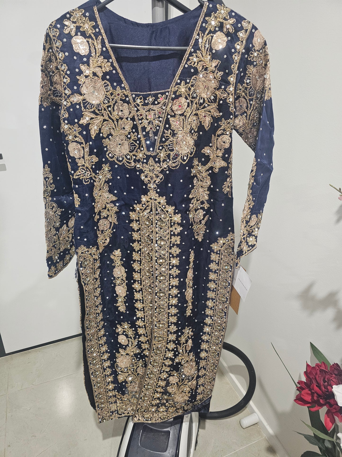 Pakistani/Indian traditional women clothing