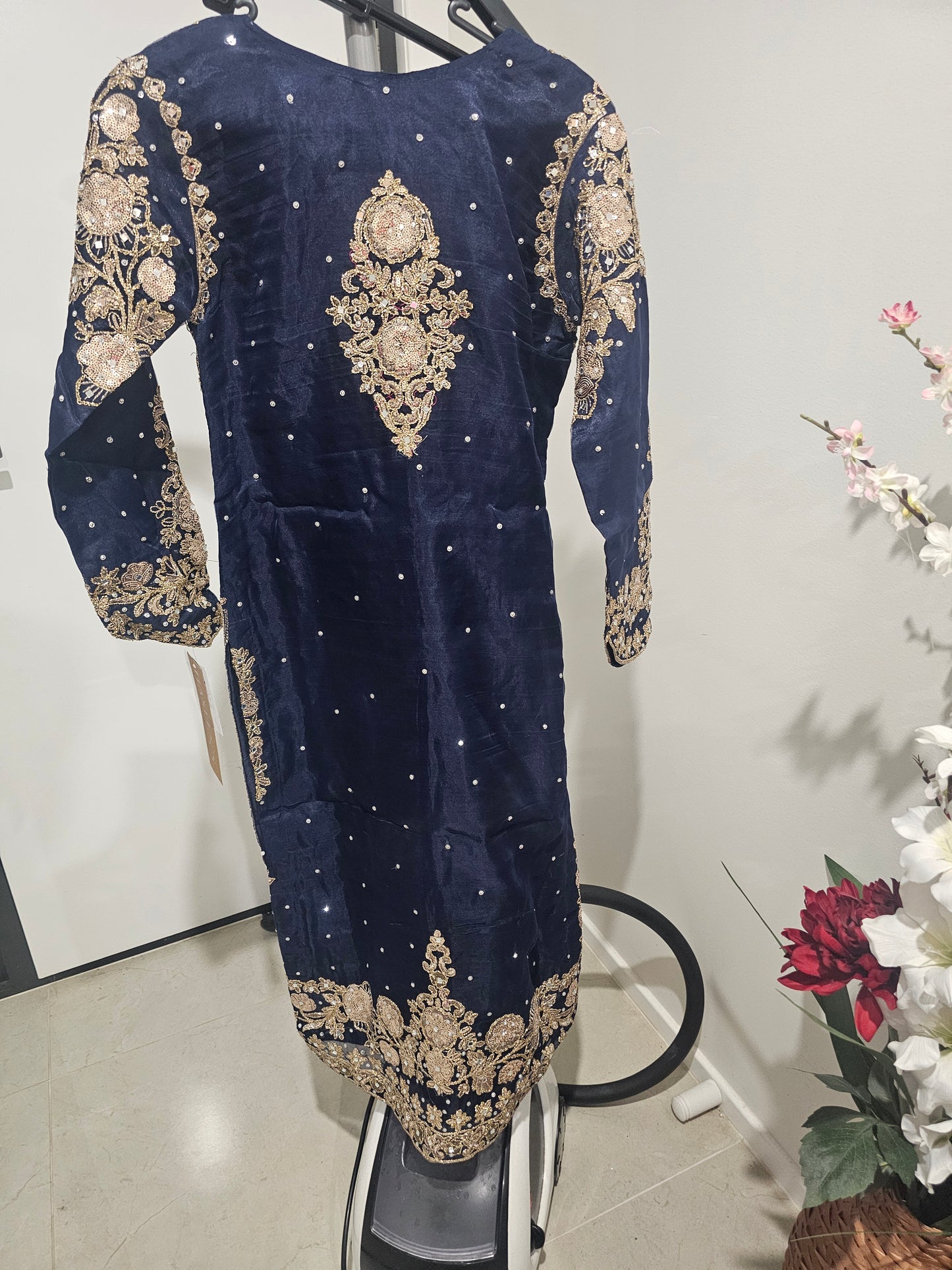 Pakistani/Indian traditional women clothing