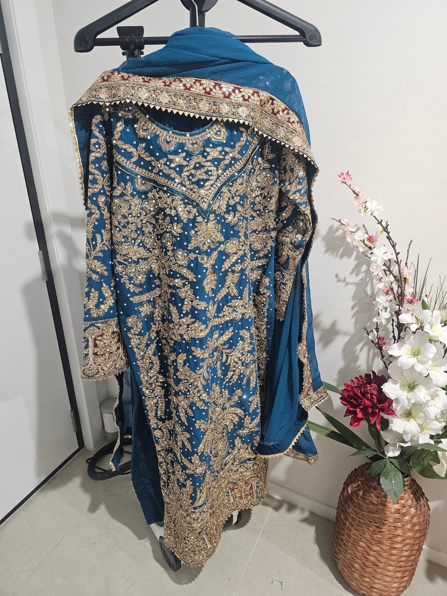 Pakistani/Indian traditional women clothing