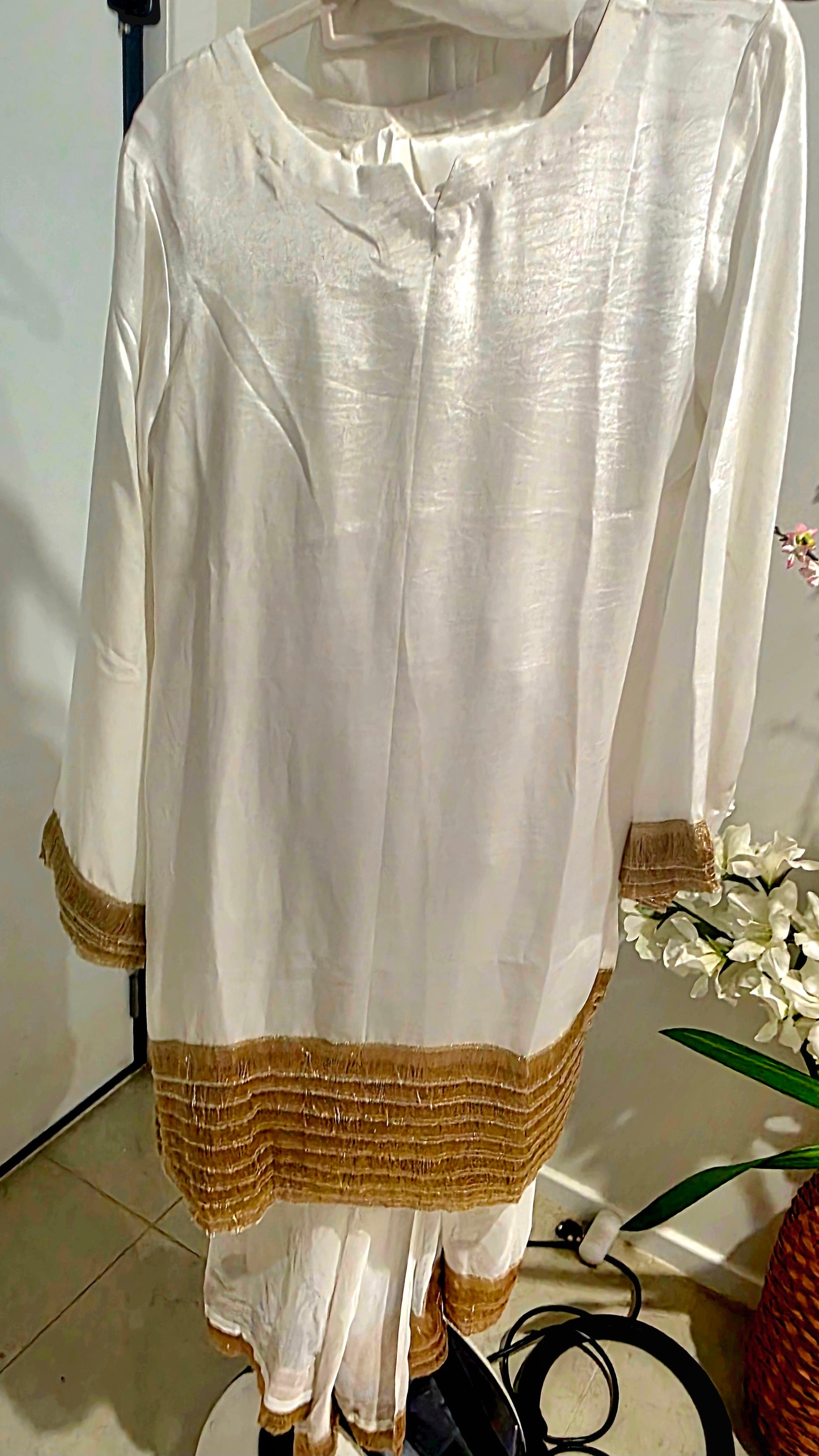 Pakistani/Indian traditional women clothng