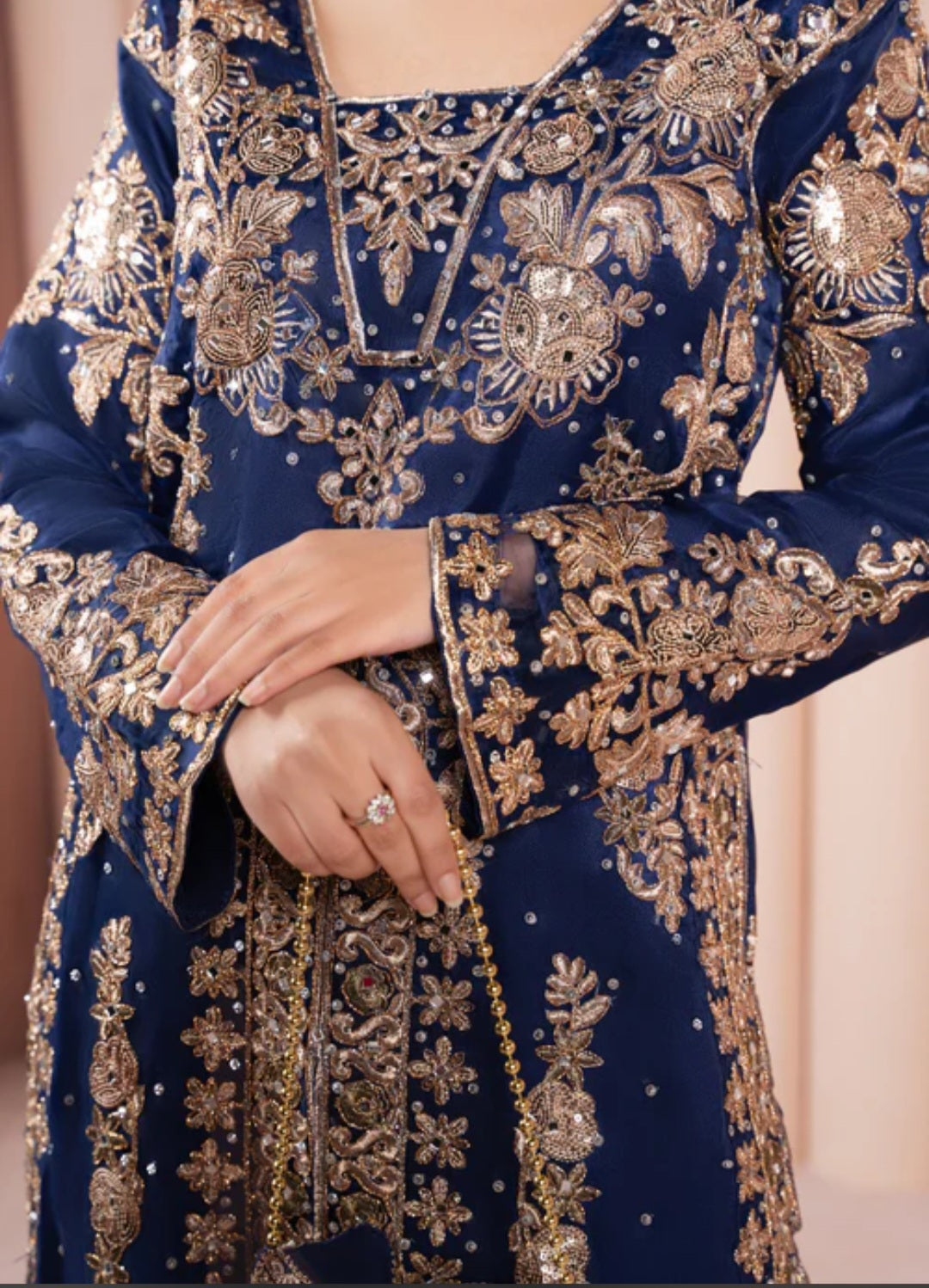 Pakistani/Indian traditional women clothing