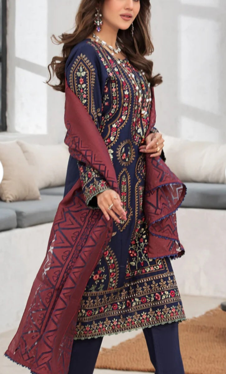 Pakistani/Indian traditional women  clothing