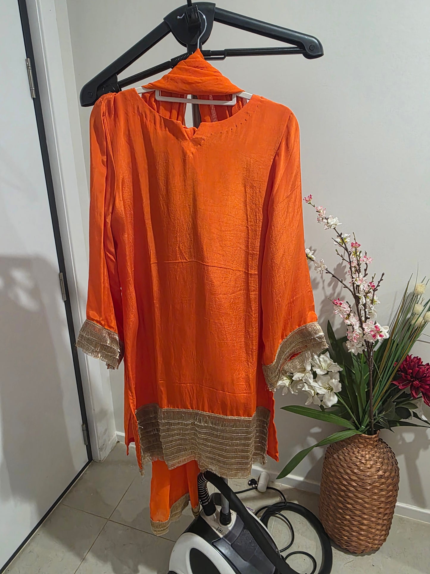 Pakistani/Indian traditional women clothng