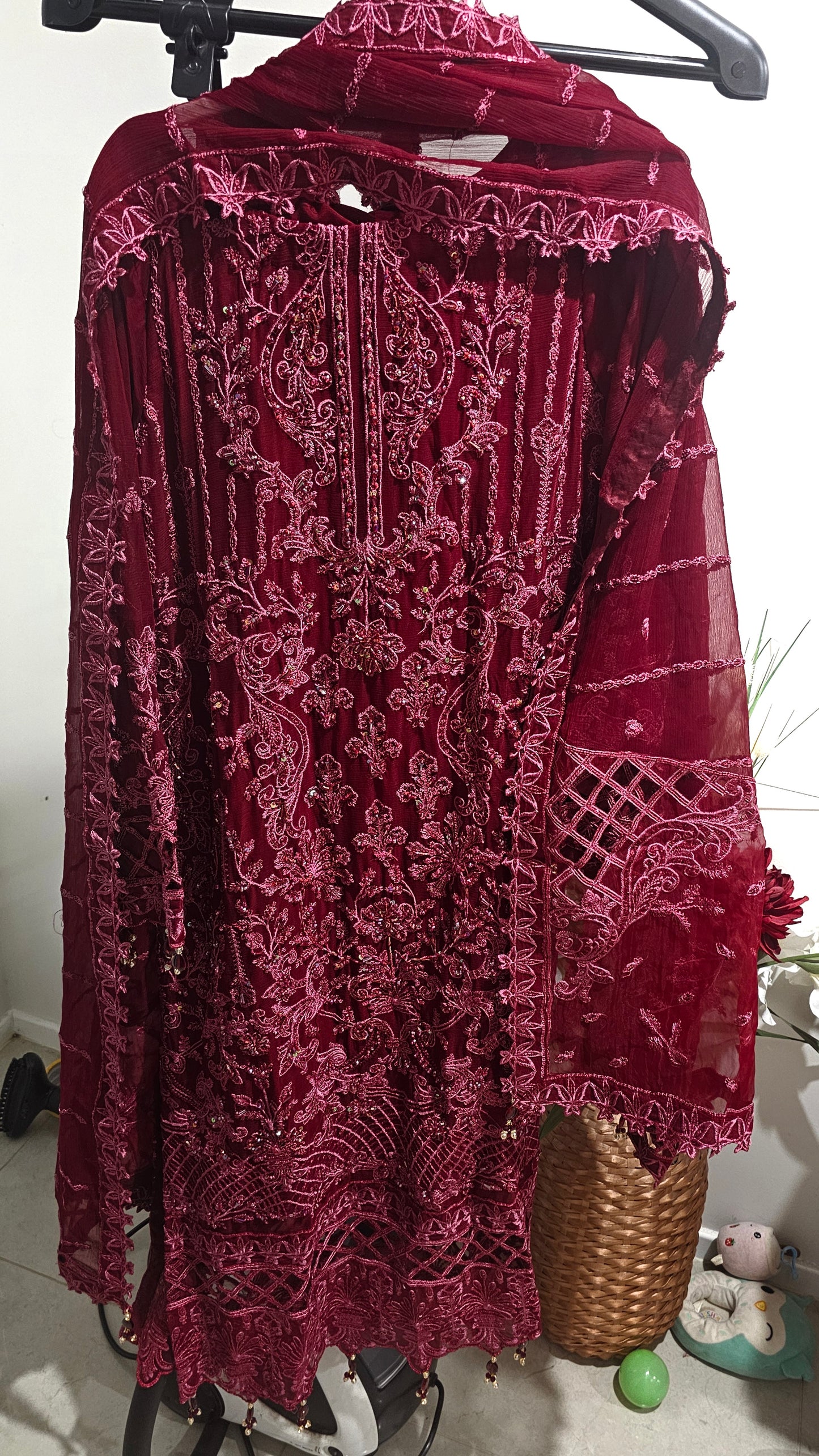 Pakistani/Indian traditional women clothing