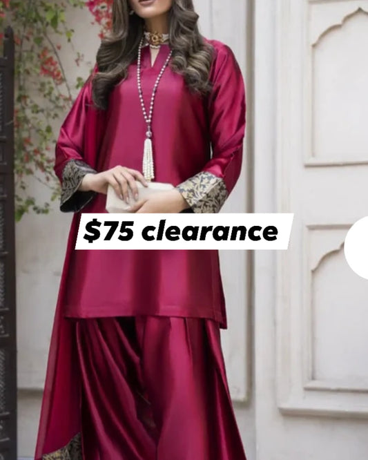 Pakistani/Indian traditional women clothng