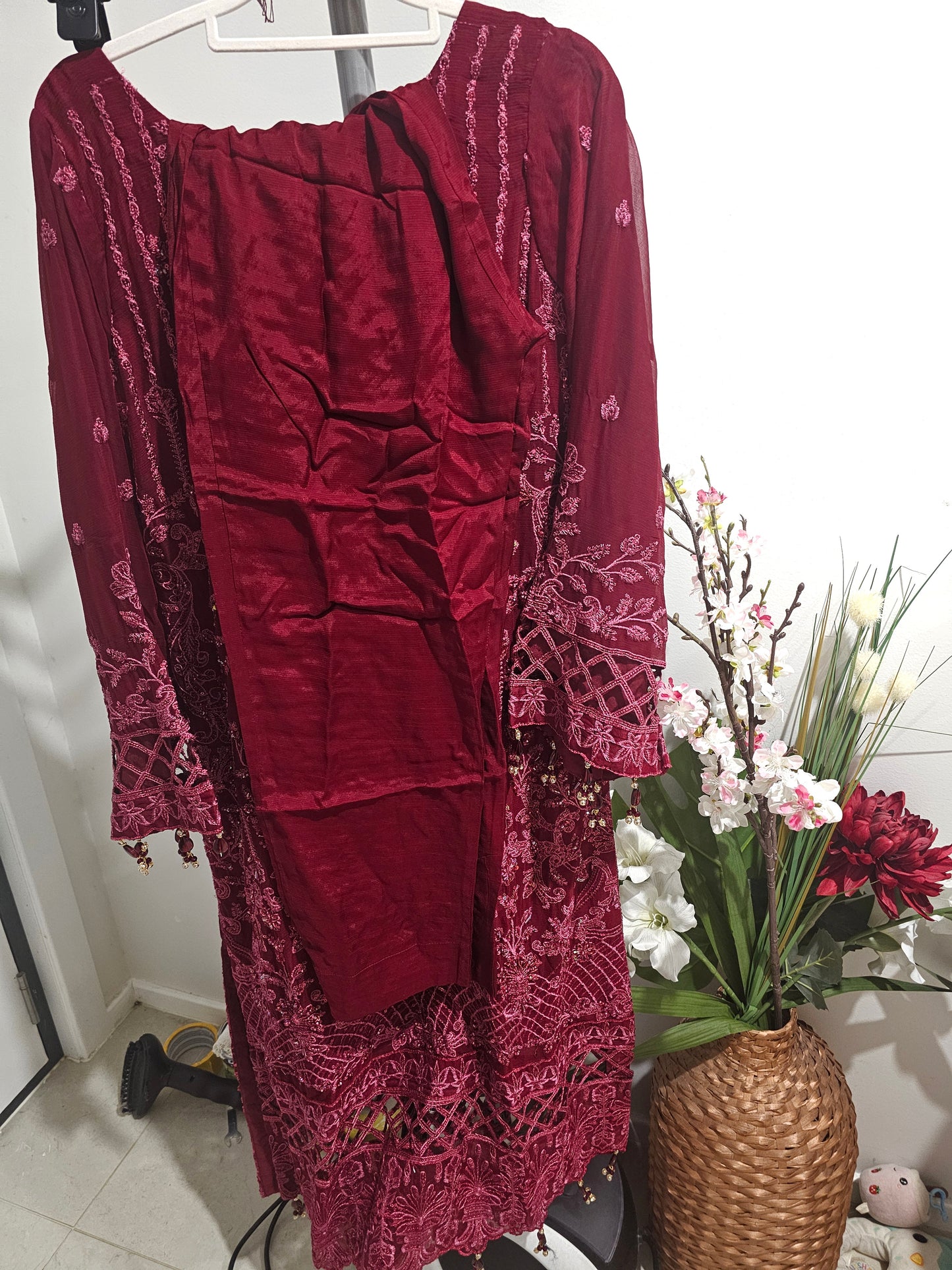 Pakistani/Indian traditional women clothing