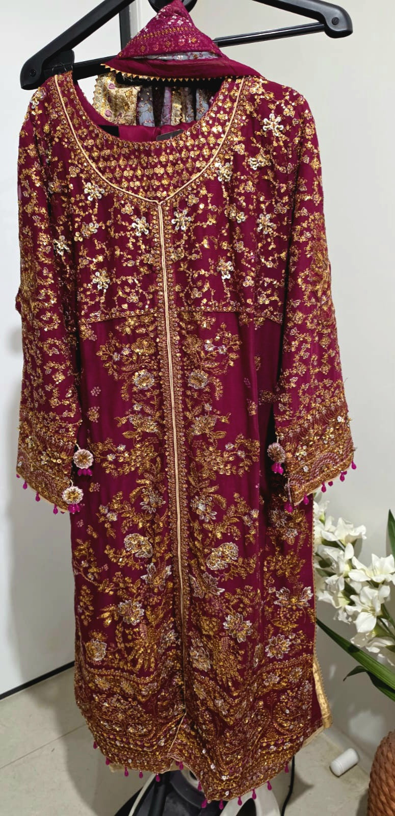 Pakistani/Indian traditional women clothng