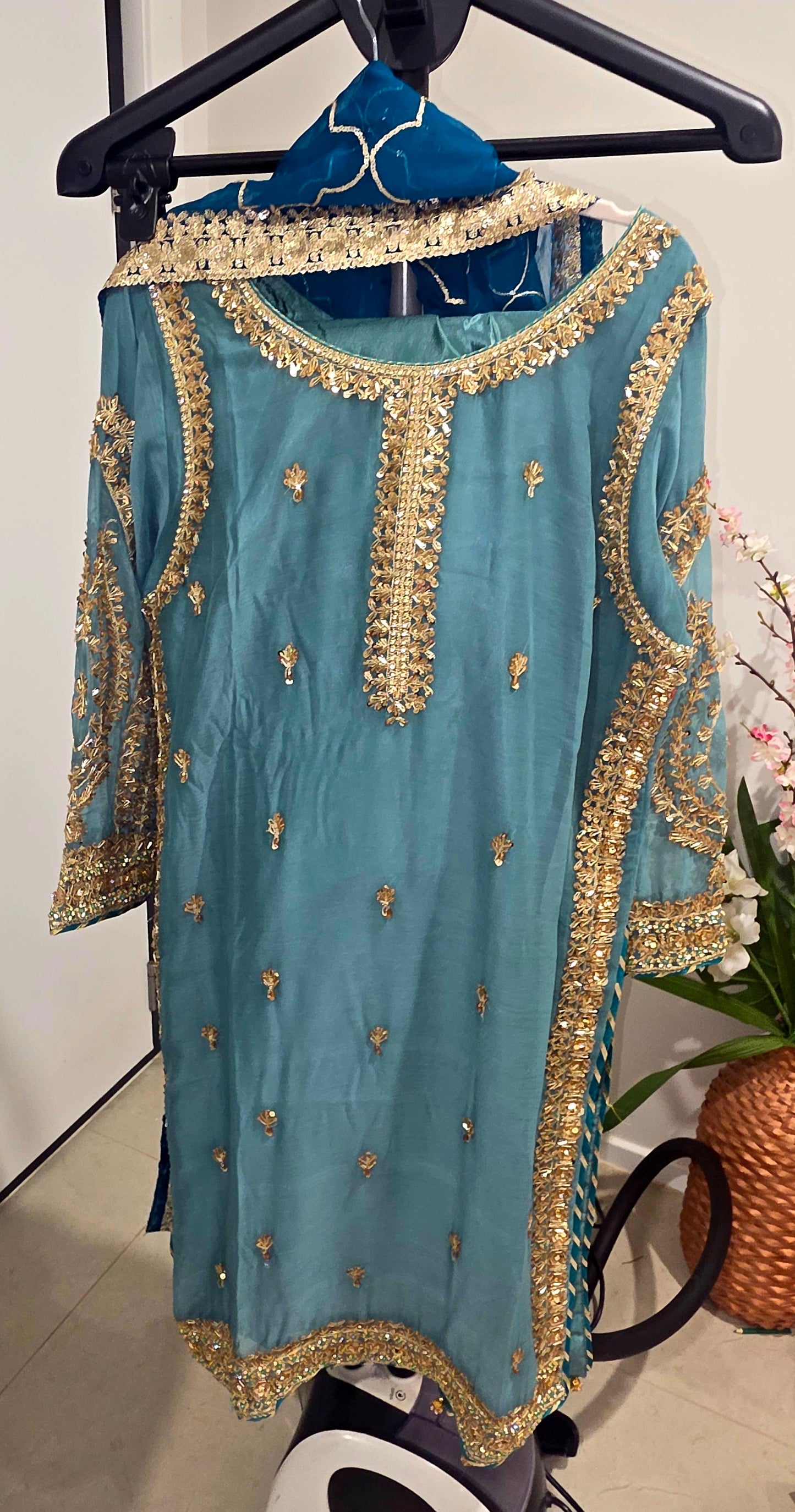 Pakistani/Indian traditional women clothing
