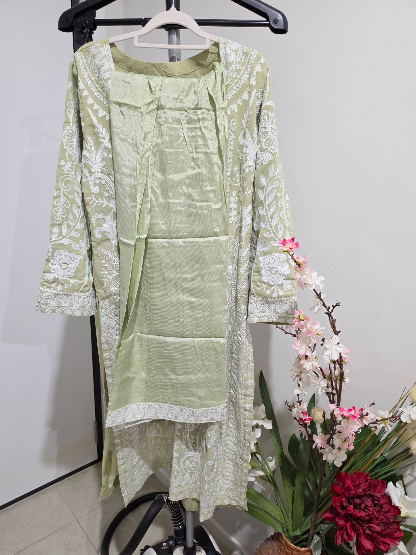 Pakistani/Indian traditional women clothng