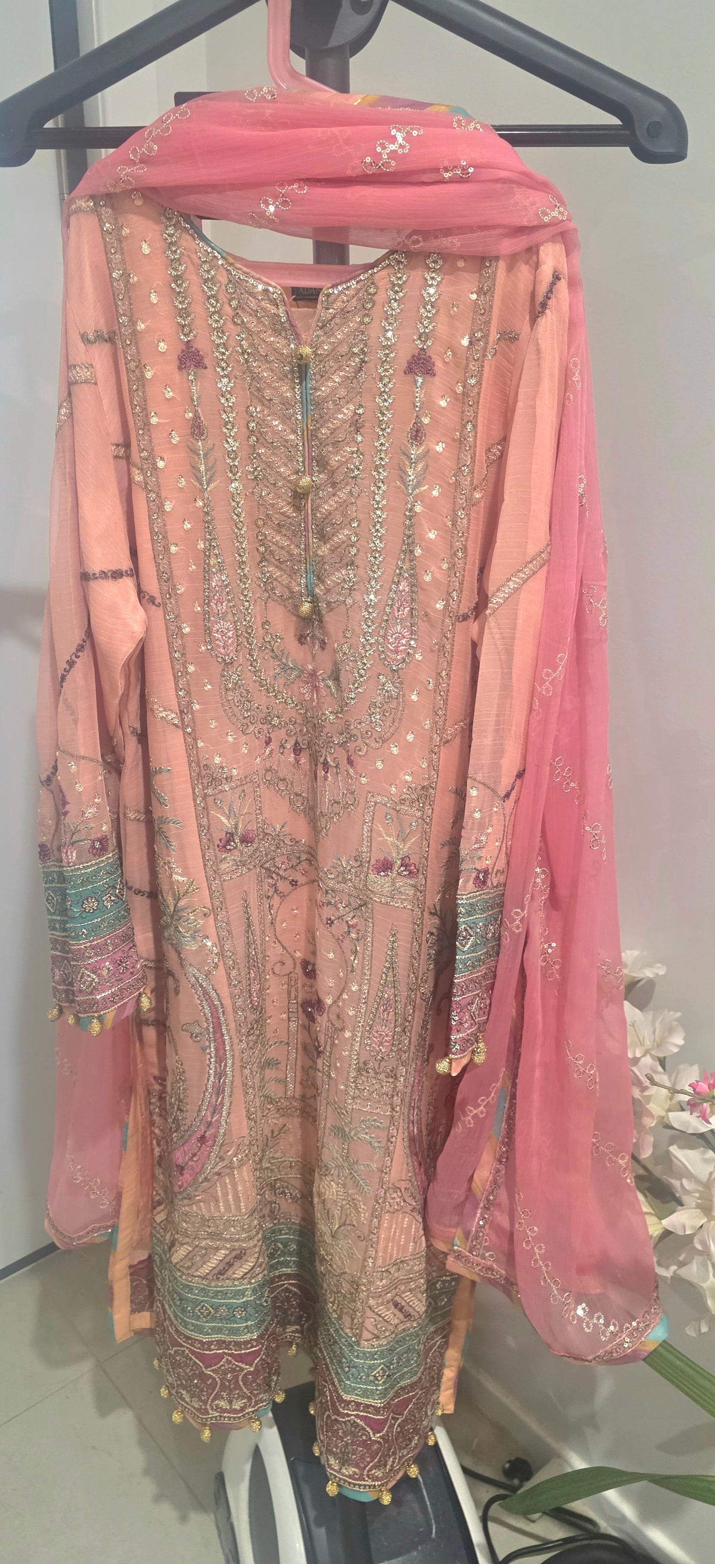 Pakistani/Indian traditional women clothing