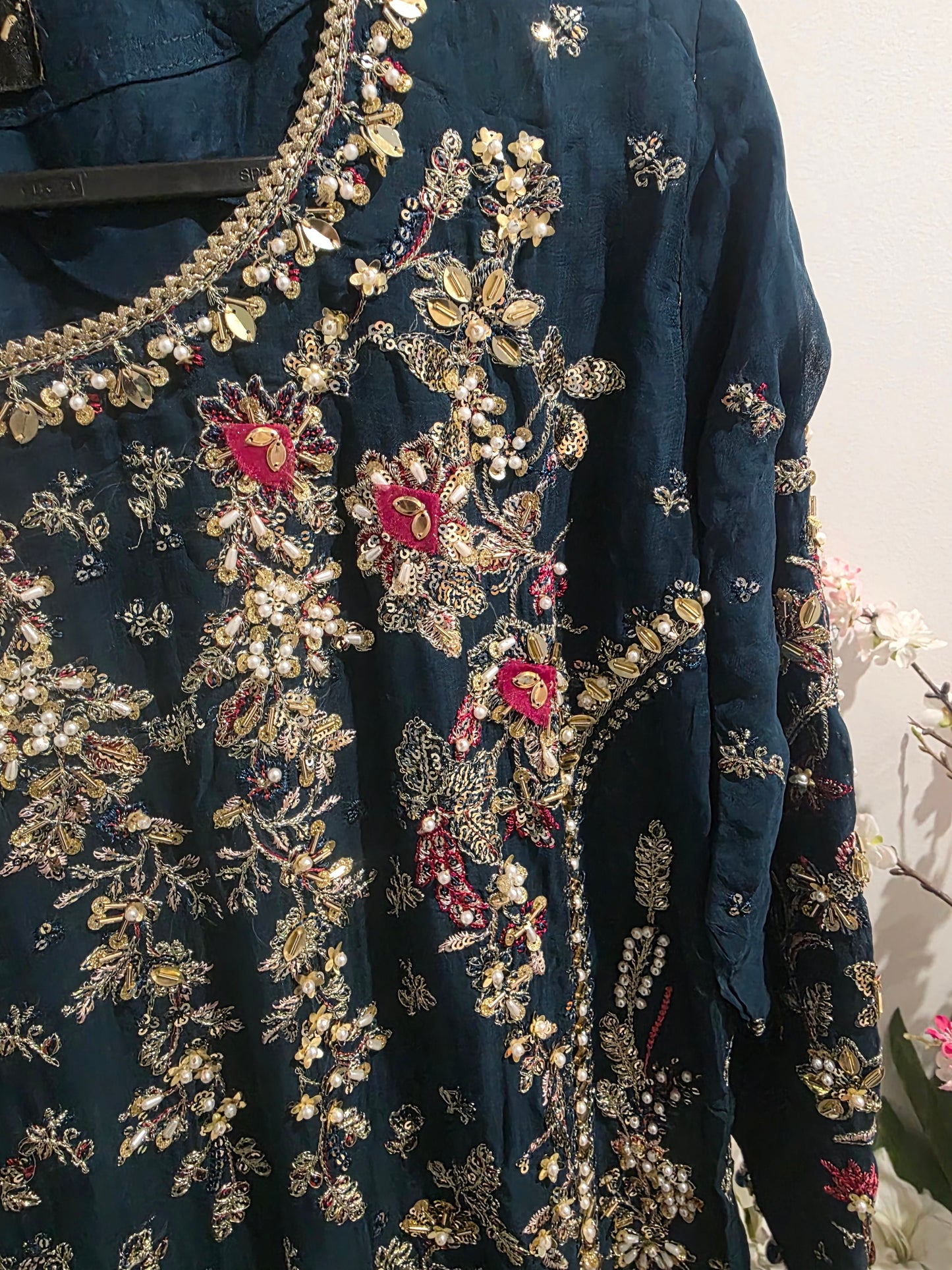 Pakistani/Indian traditional women clothng
