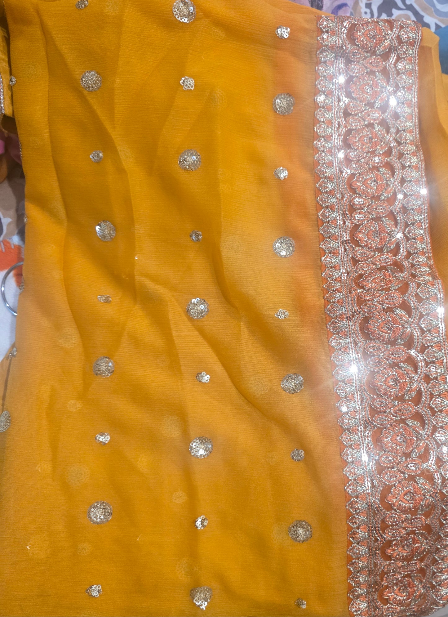 Pakistani/Indian traditional women clothng