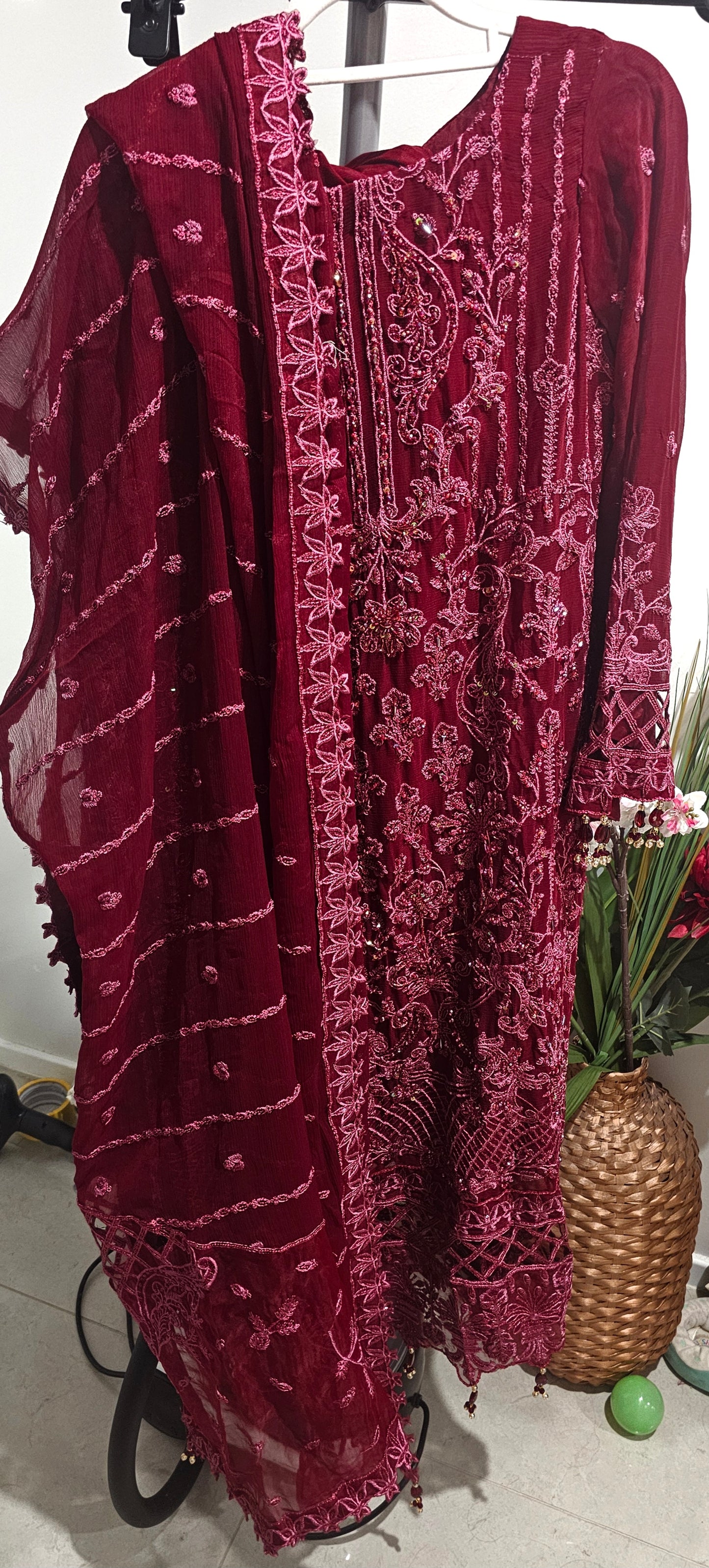 Pakistani/Indian traditional women clothing