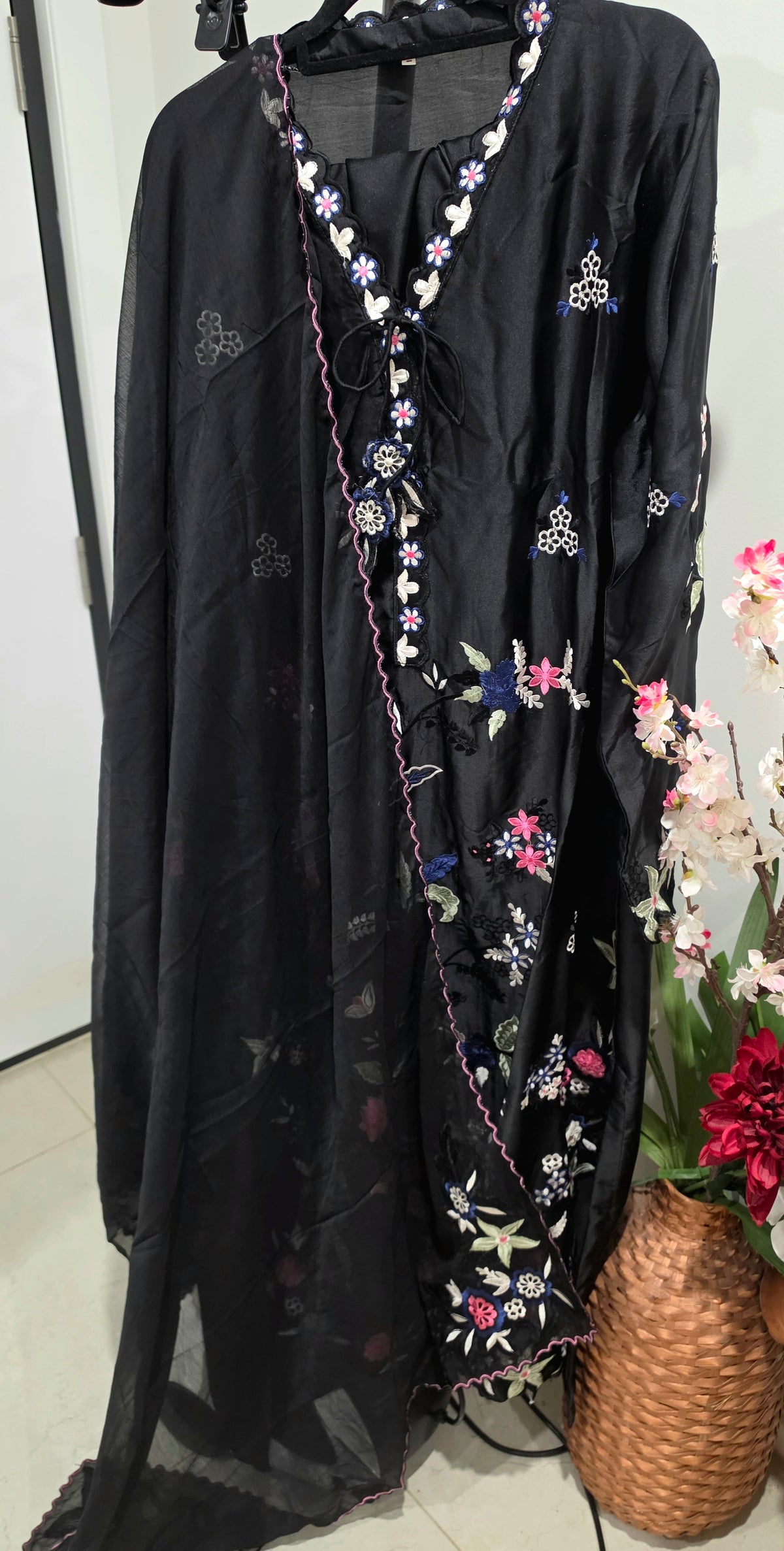 Pakistani/Indian traditional women clothng