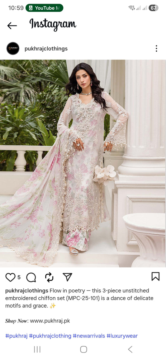 Pakistani/Indian traditional women clothng