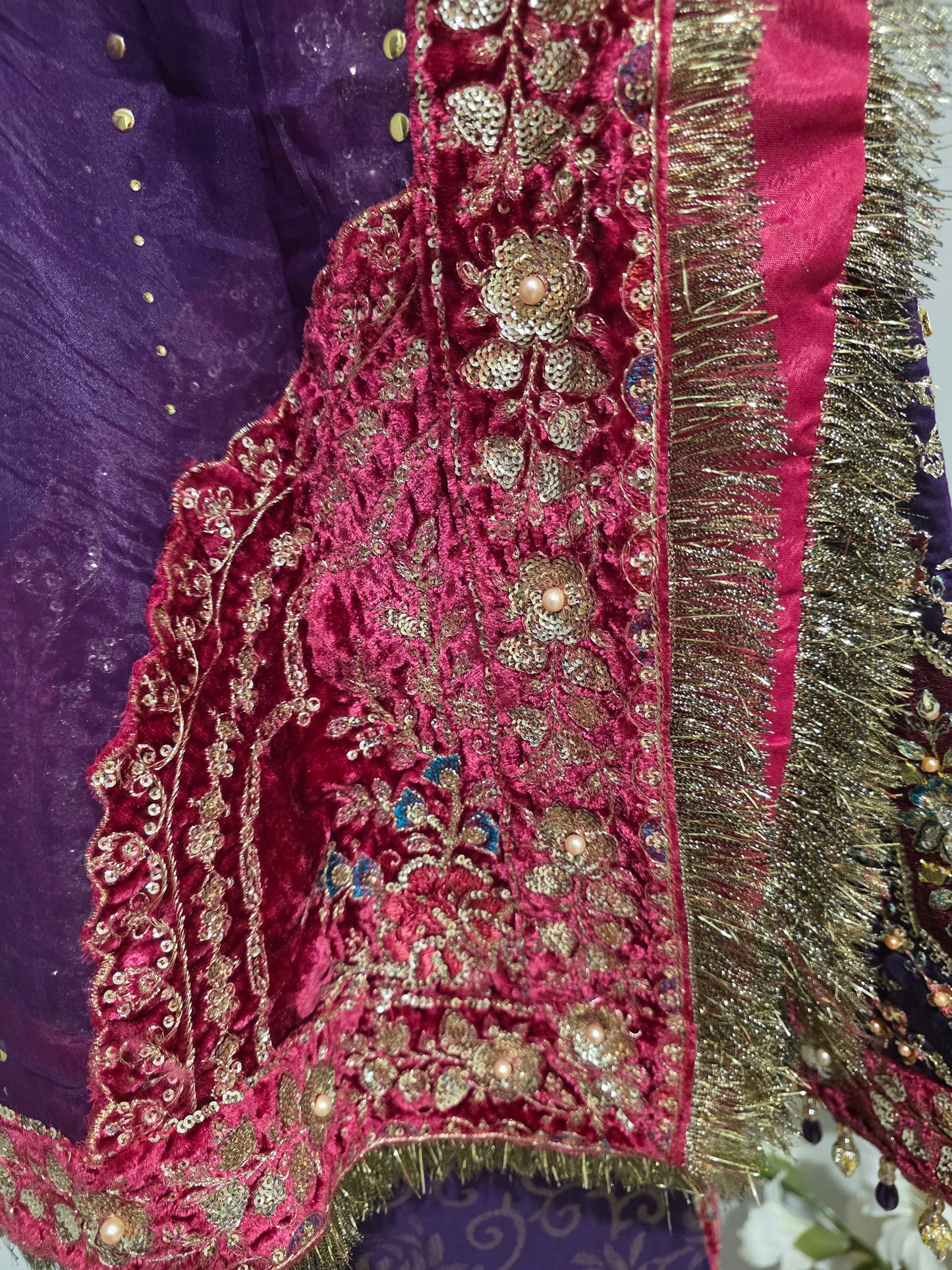 Pakistani/Indian traditional women clothng