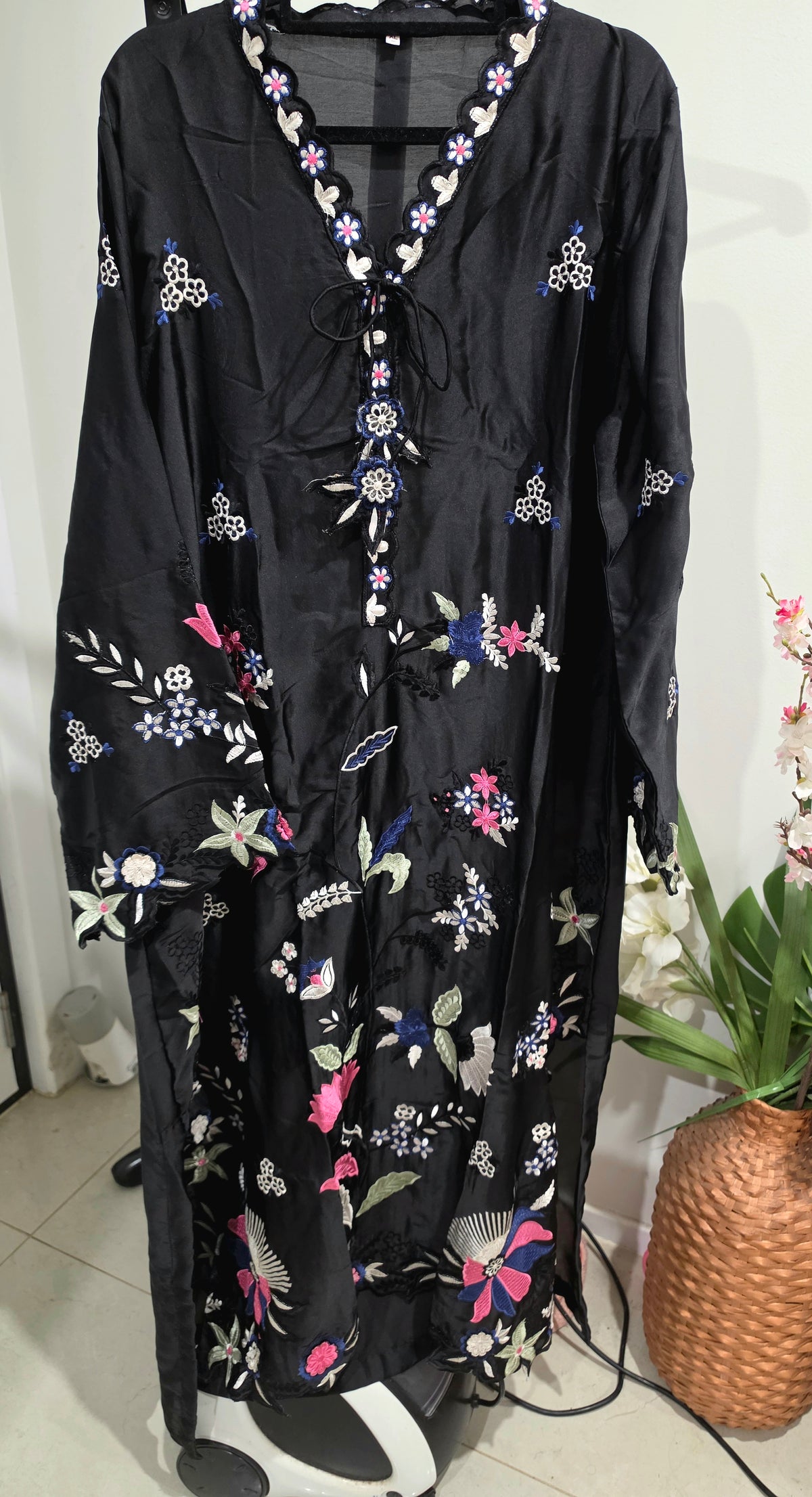 Pakistani/Indian traditional women clothng