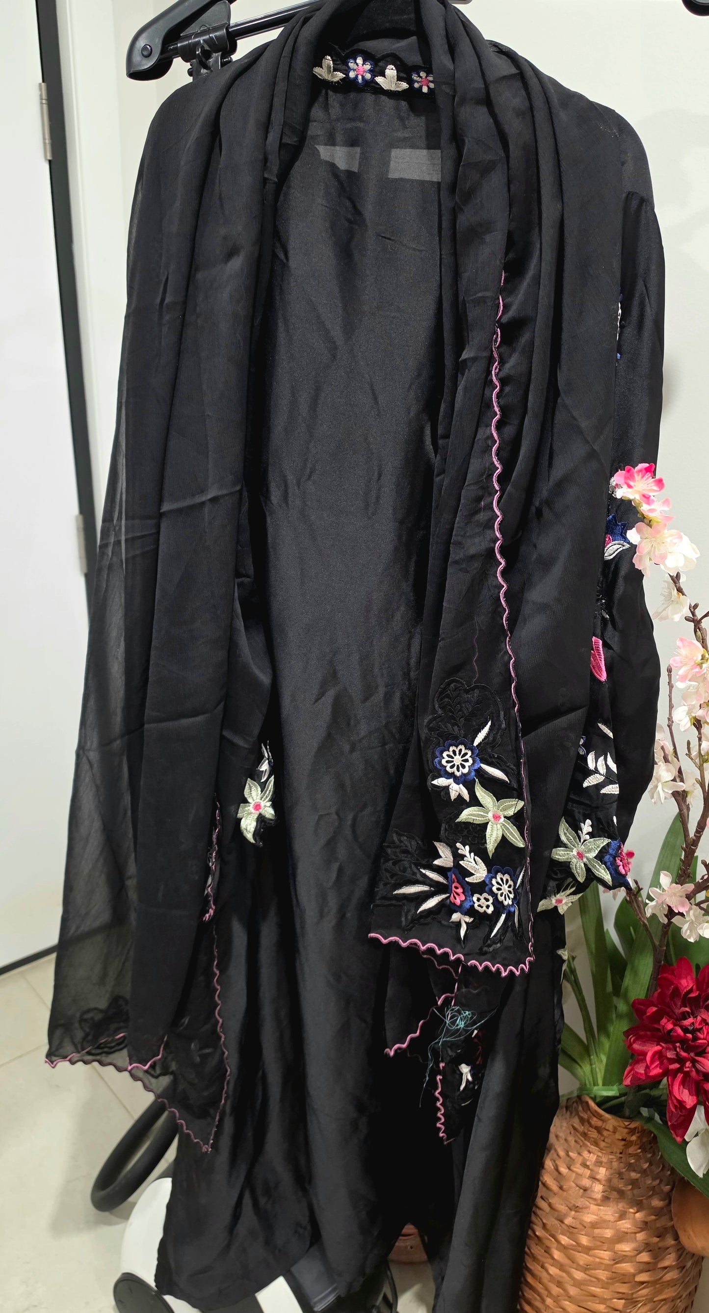 Pakistani/Indian traditional women clothng