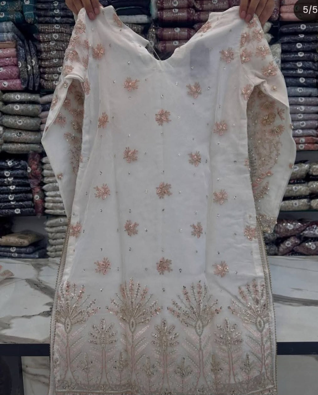 Pakistani/Indian traditional women clothng
