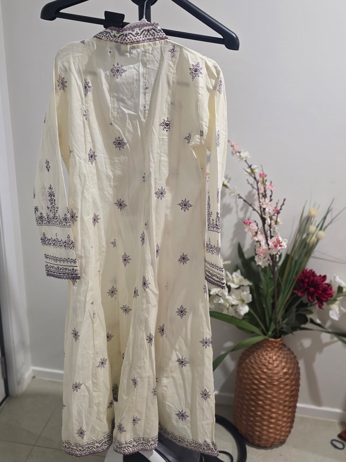 Pakistani/Indian traditional women clothng
