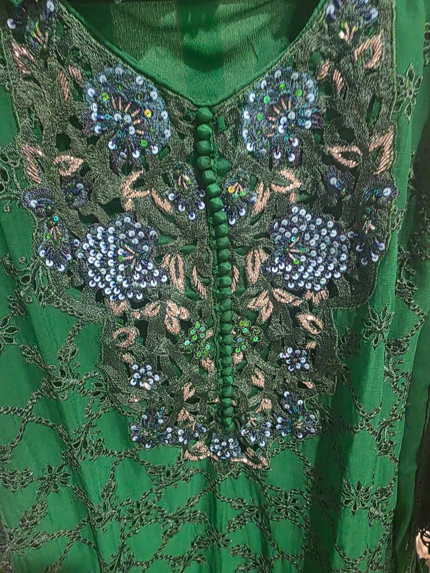 Pakistani/Indian traditional women clothng