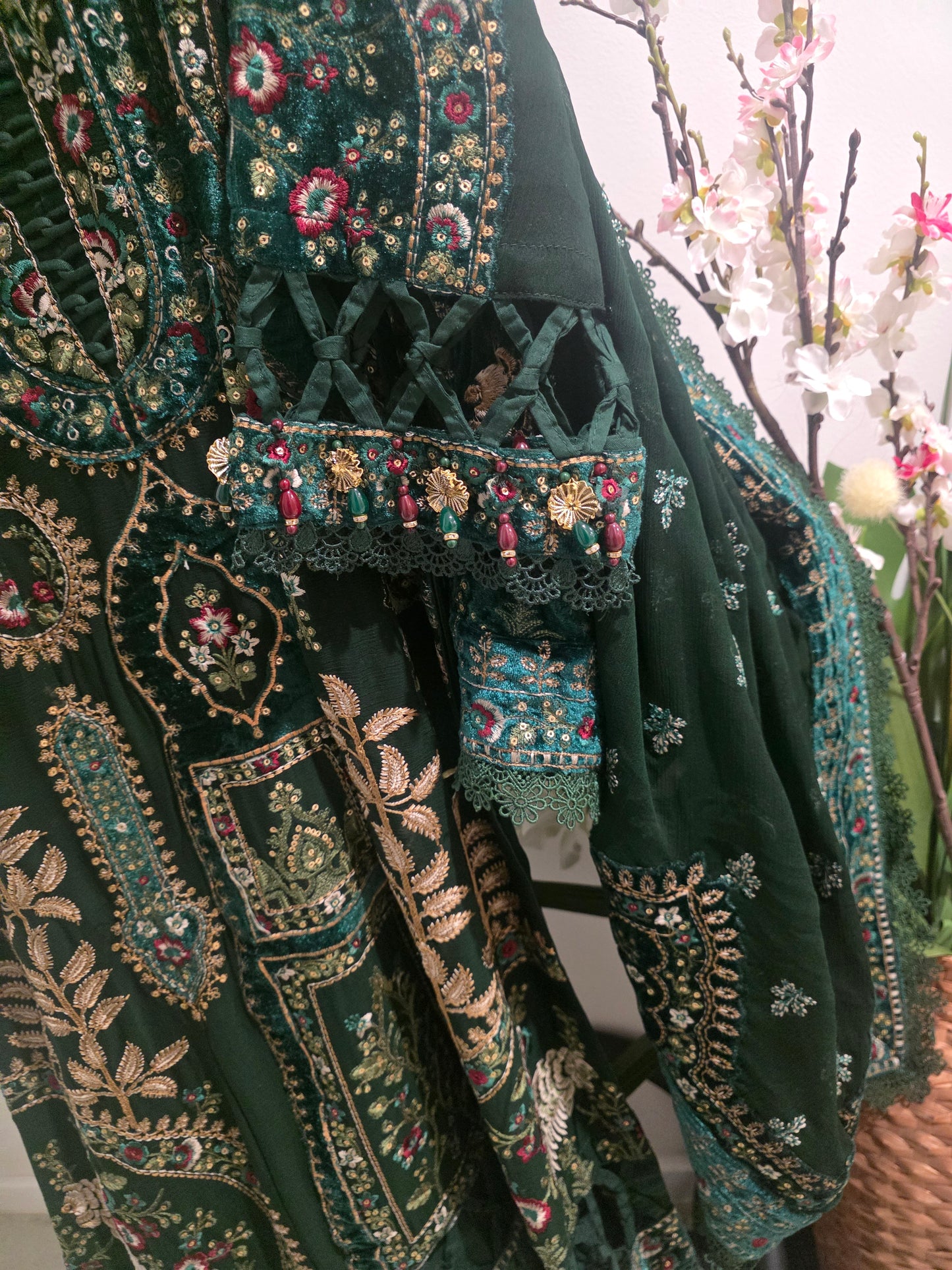 Pakistani/Indian traditional women clothng
