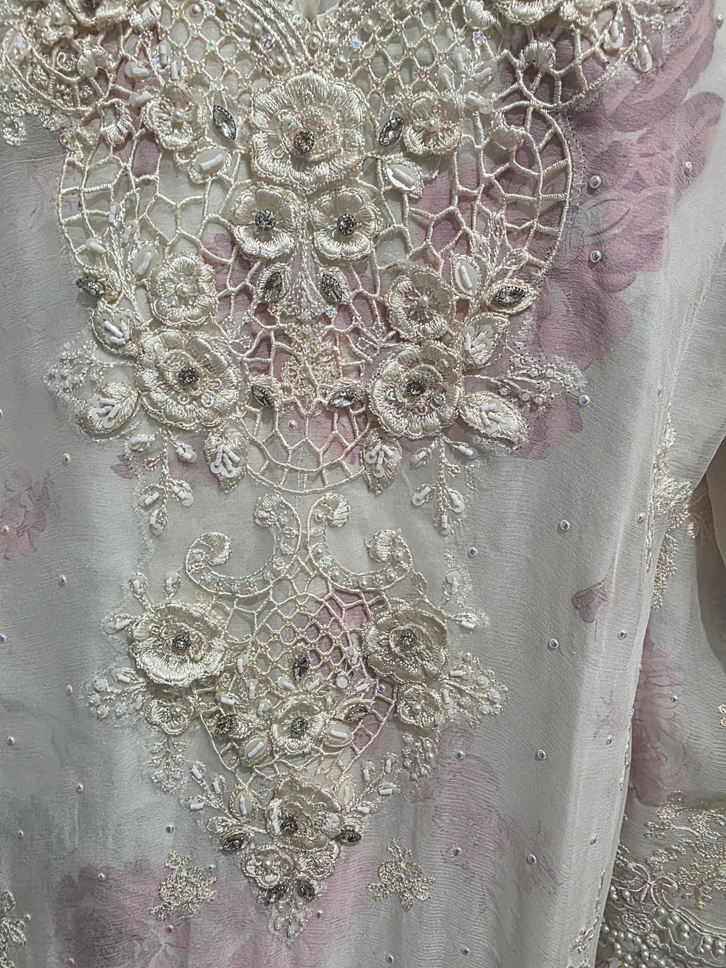 Pakistani/Indian traditional women clothng